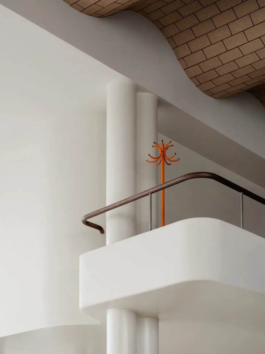 S70-12 coat rack, Orange texture