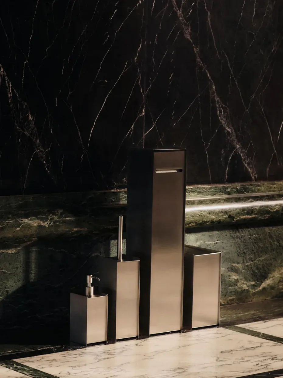 Sama toilet paper holder, Brushed stainless steel