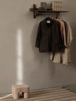 Sector shelf with hanging rail 37x87 cm, Smoked Oak, brass