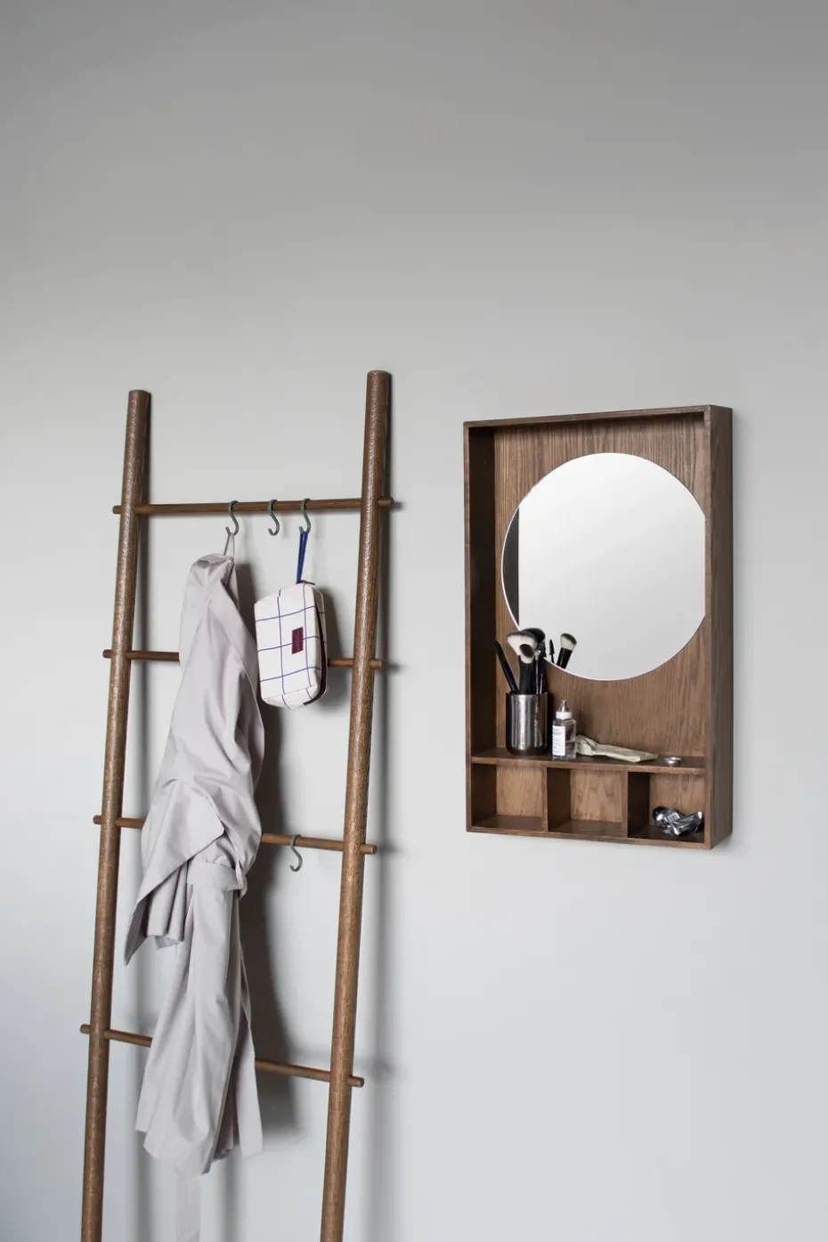Show-me mirror with shelf small, Dark oiled