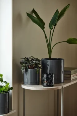 Sleek pot Ø19 cm, Charcoal