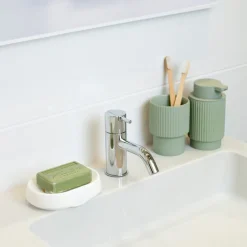 Soap tray with concealed drain spout in silicone - large, White