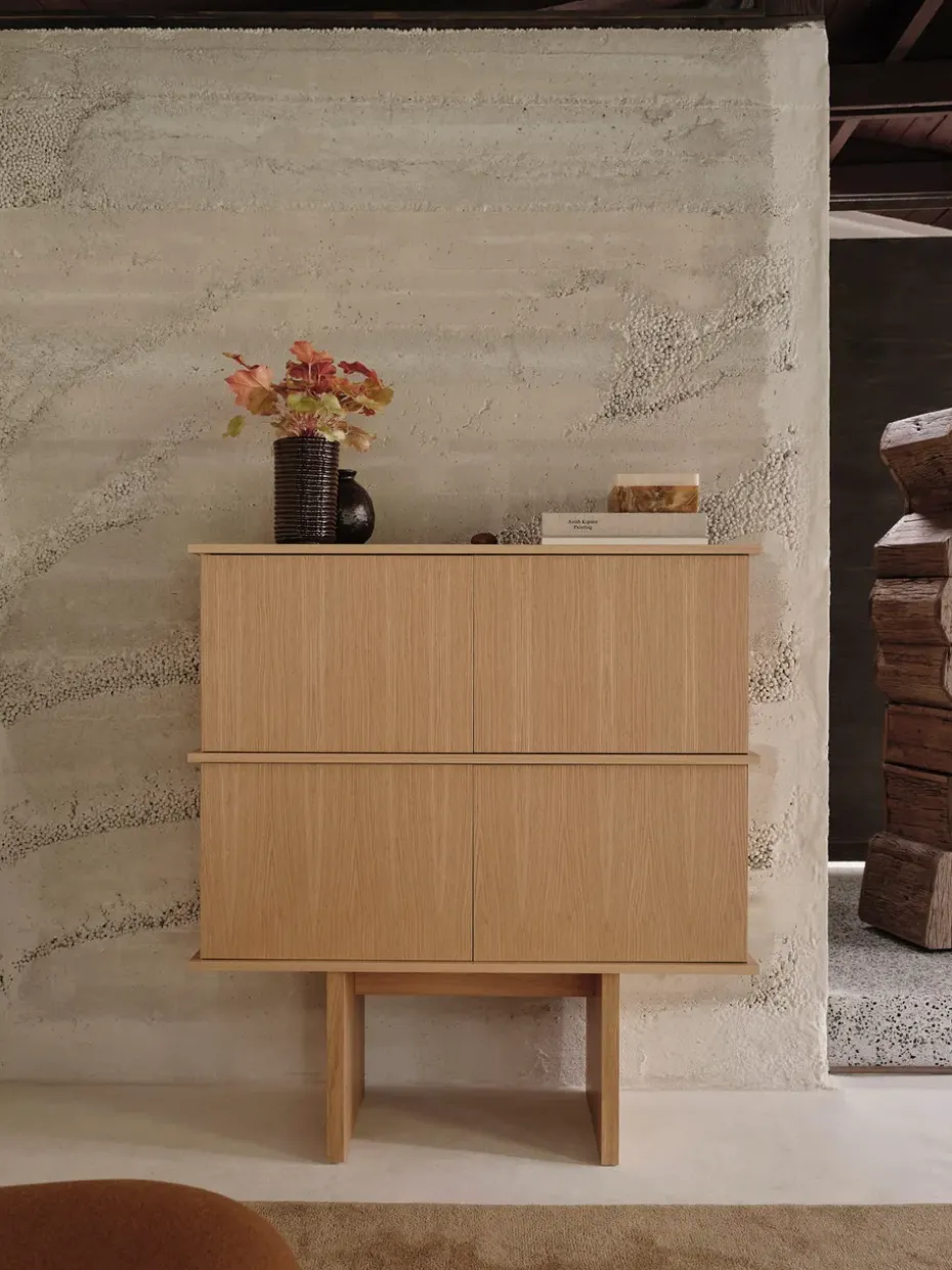 Stilt sideboard double 109x100 cm, Natural oak