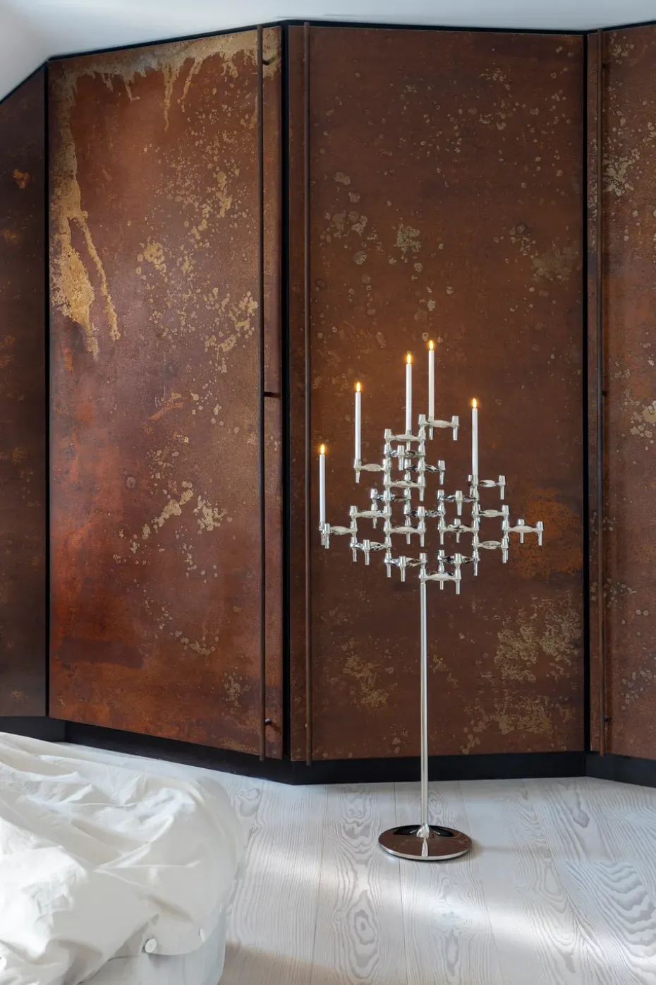 STOFF Nagel floor candle sticks 70 cm, Chrome