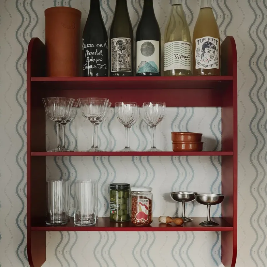 Strapats wall shelf 62x73,6 cm, Burgundy