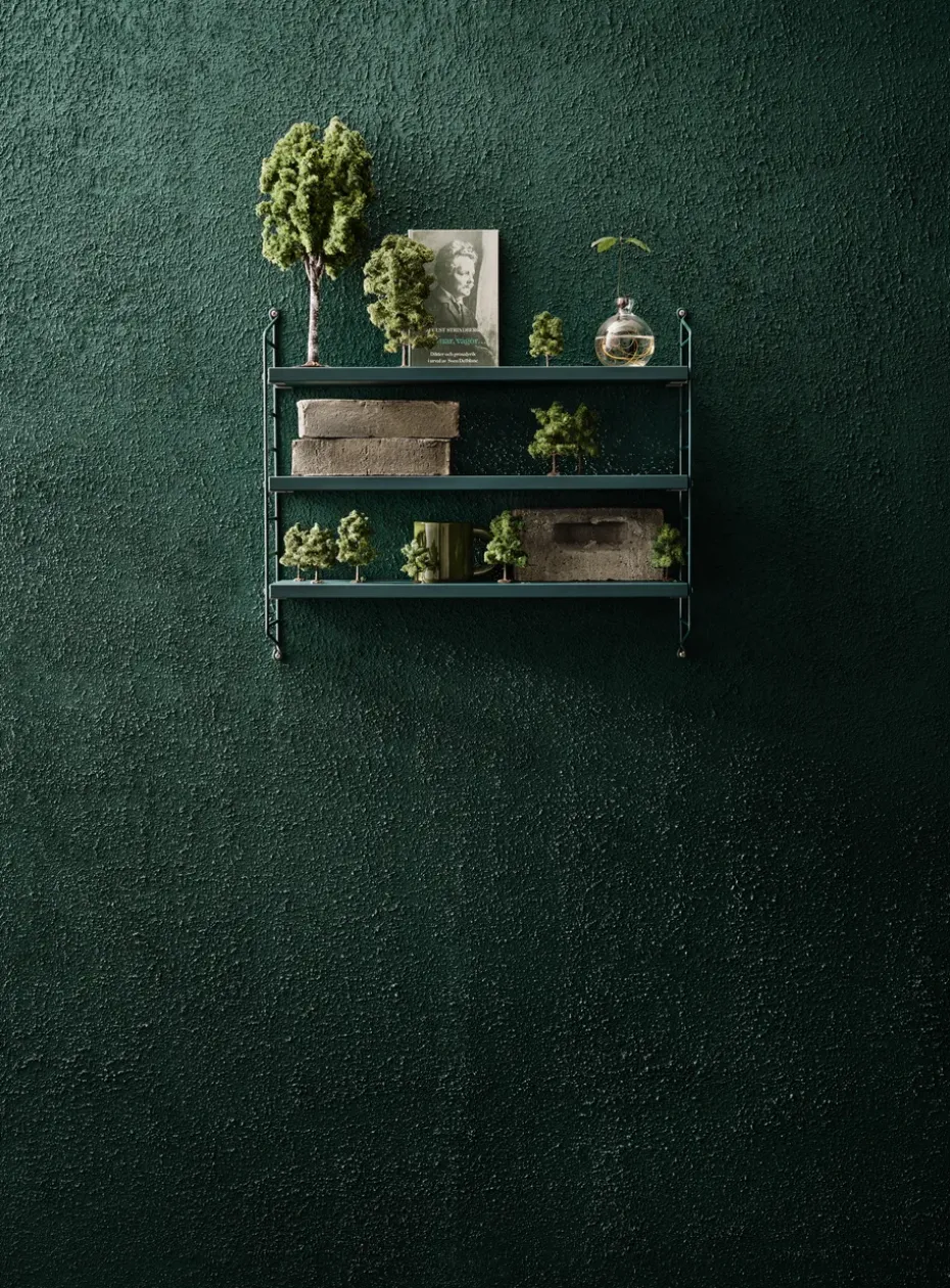 String Pocket wall shelf, Tegnér green