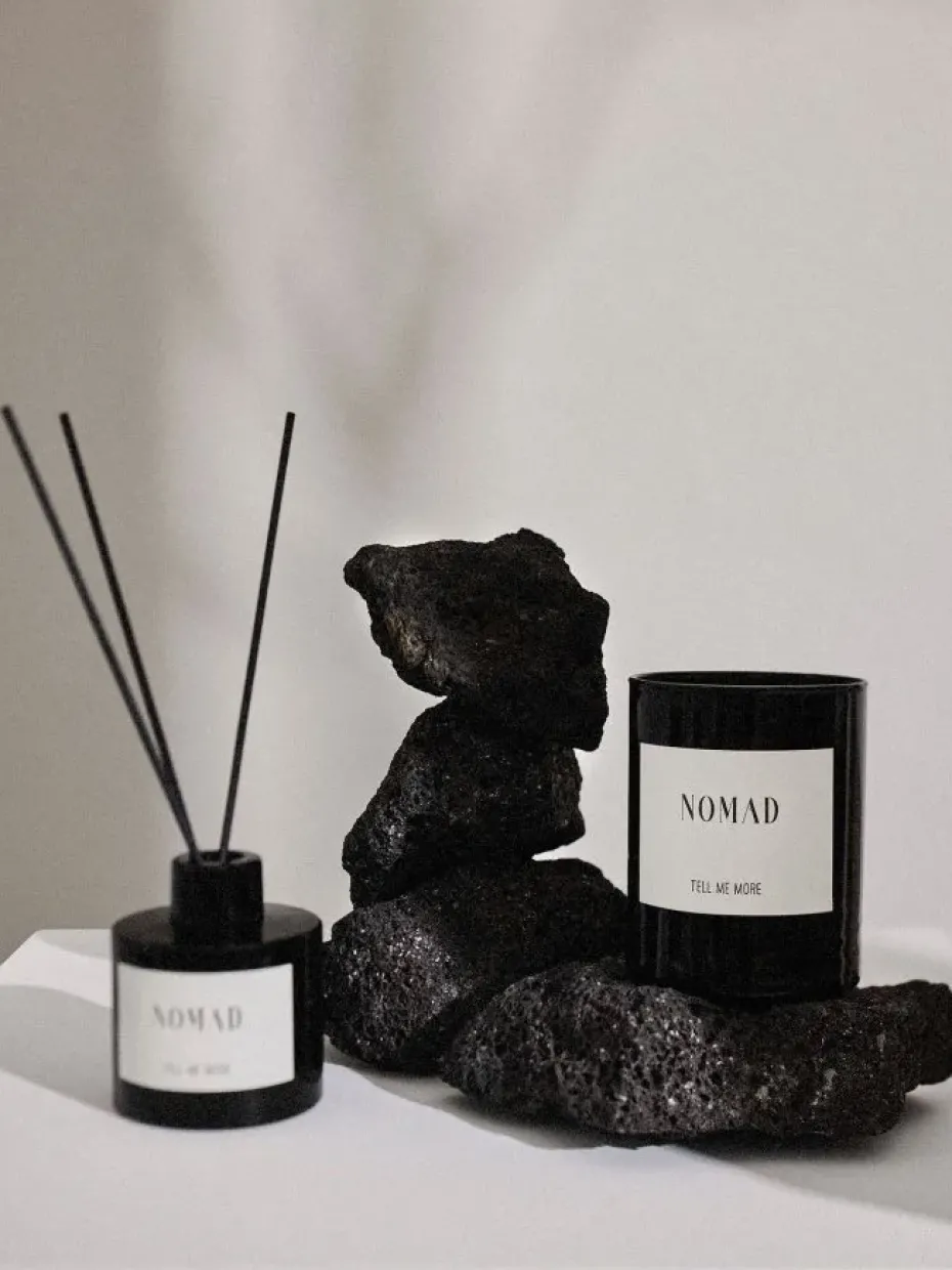 Tell Me More scented candle 48 h, Nomad