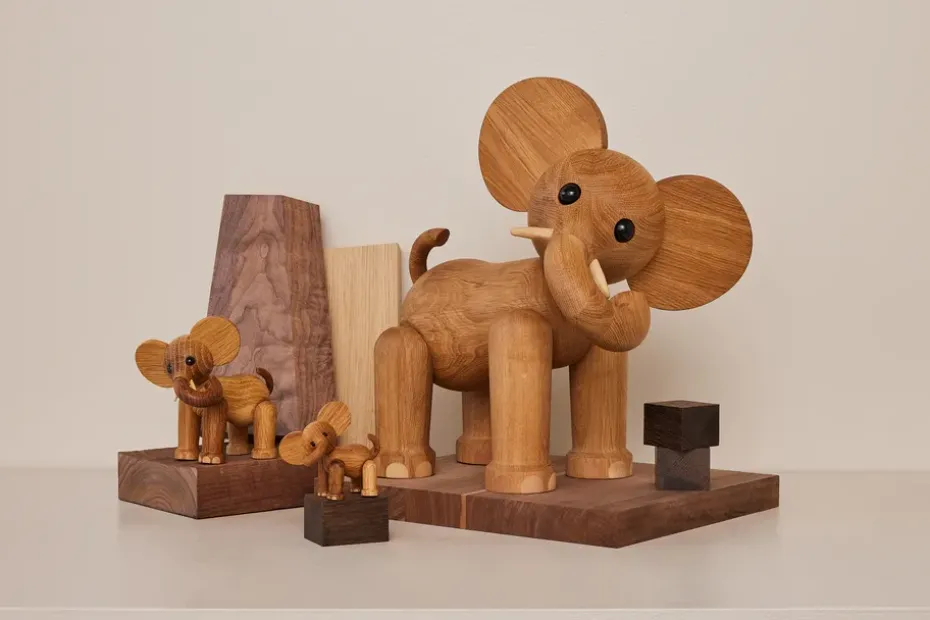 Tembo elephant decoration 41 cm, Oak