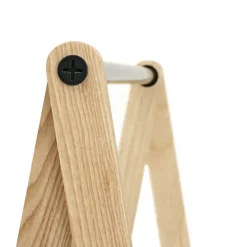 Toj hanger, Grey