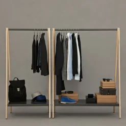Toj hanger, Grey