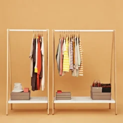Toj hanger, Grey