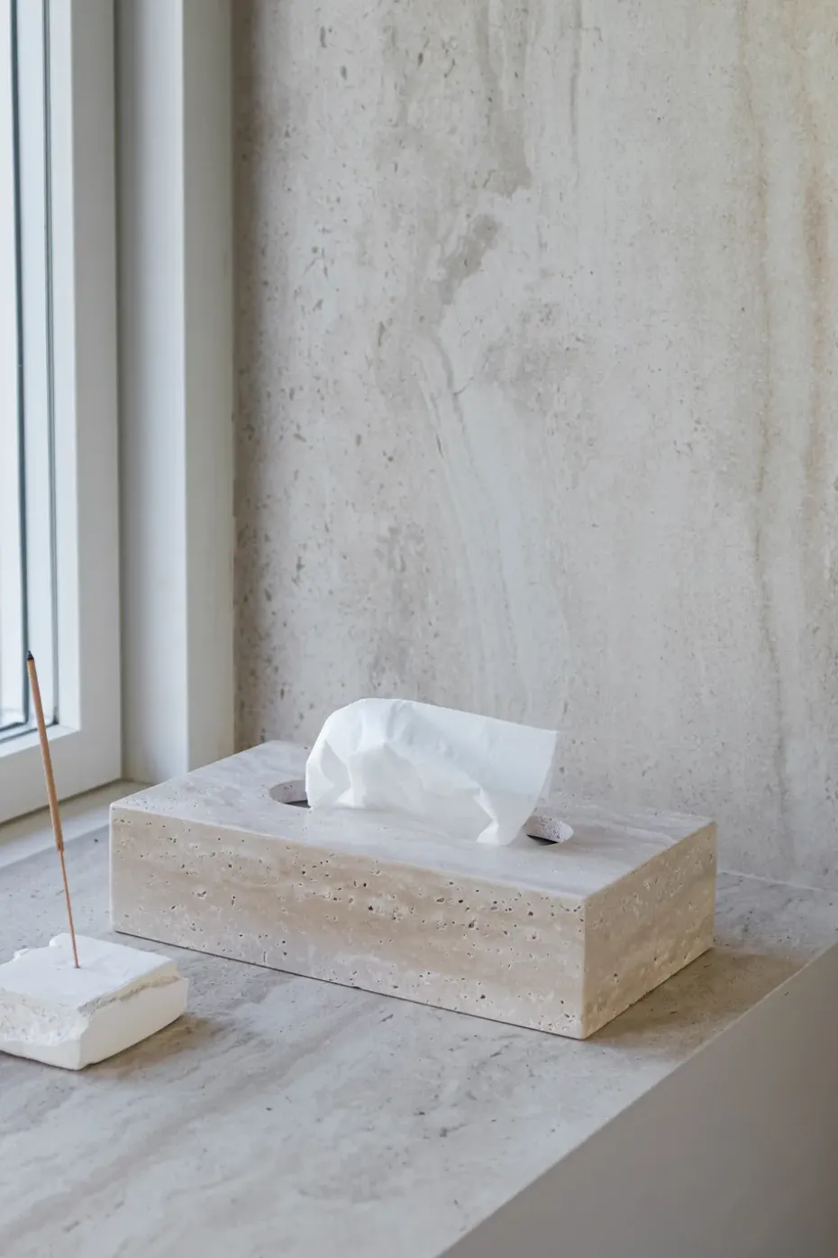 Travertine tissue box 14x25.5 cm, Linen