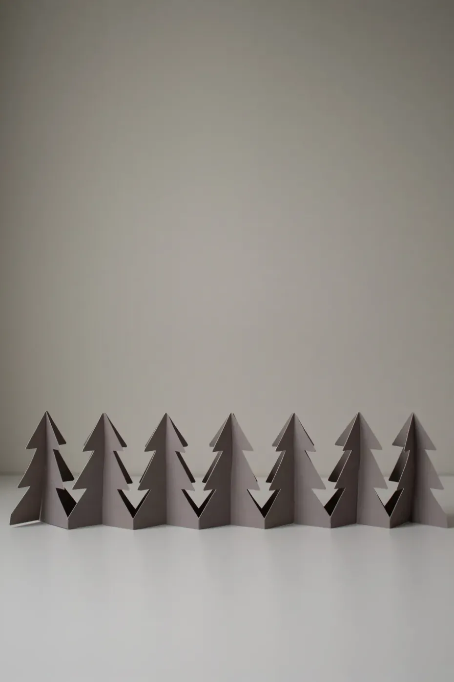 Tree in a row decoration 60 cm, Mole