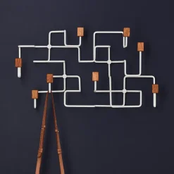 Underground hanger, White-oak