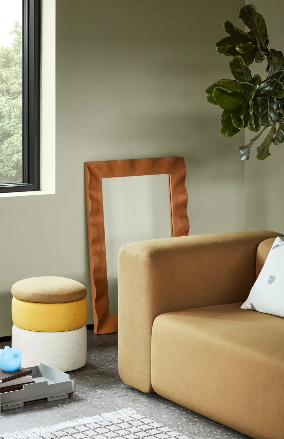 Wavy mirror 70x100 cm, Natural brown
